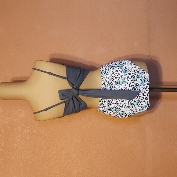 Grey white teal leopard bikini! Beach vacation swim pool travel Size large! - Picture 4 of 4